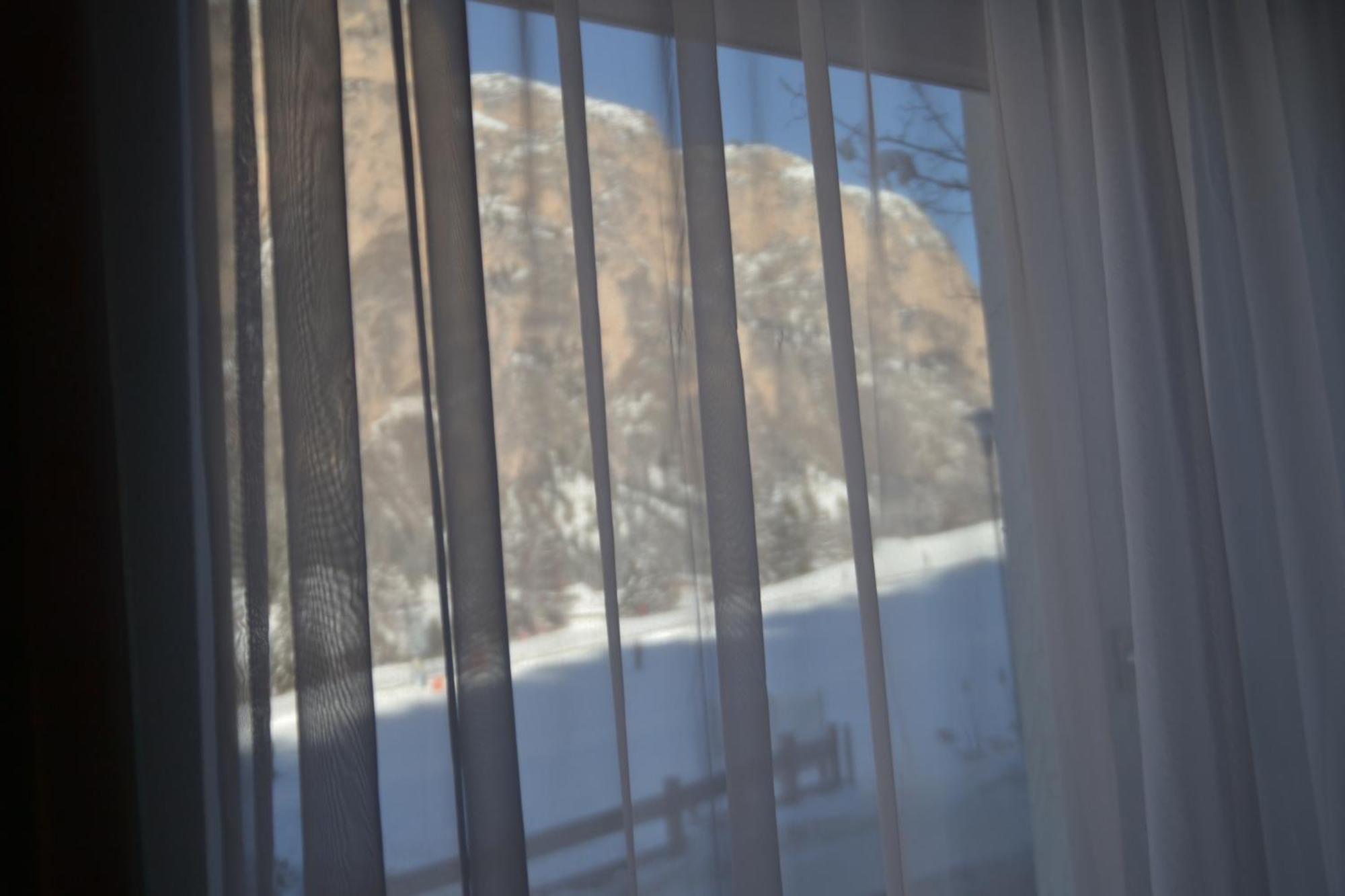 Hotel Scoiattolo Selva di Val Gardena Bagian luar foto